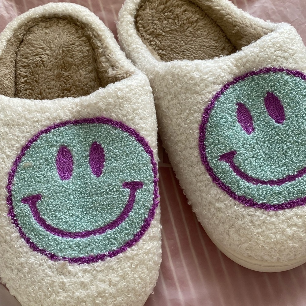 Cozy Cream Slippers with Purple Smiley Face
